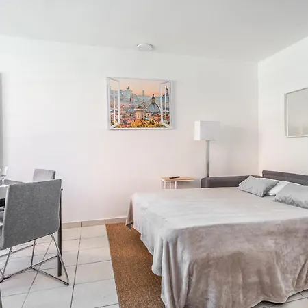 Lejlighed Duplex In Trendy Area