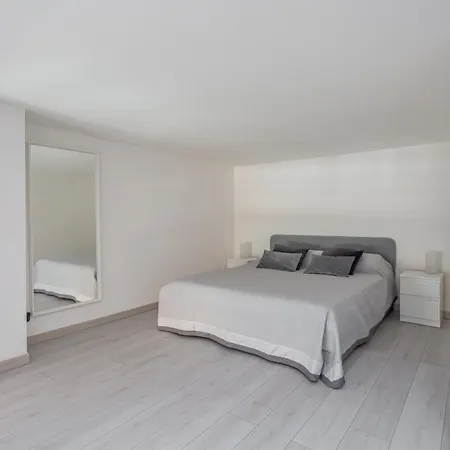Lejlighed Duplex In Trendy Area *